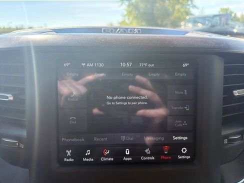 Used 2021 RAM 1500 Laramie AWD/4WD image 17