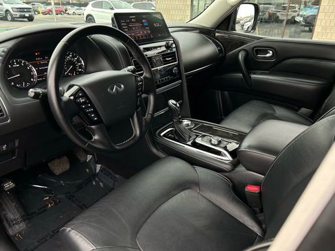 Used 2024 INFINITI QX80 Luxe image 23