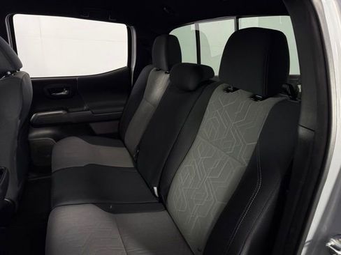 Used 2021 Toyota Tacoma TRD Sport image 16