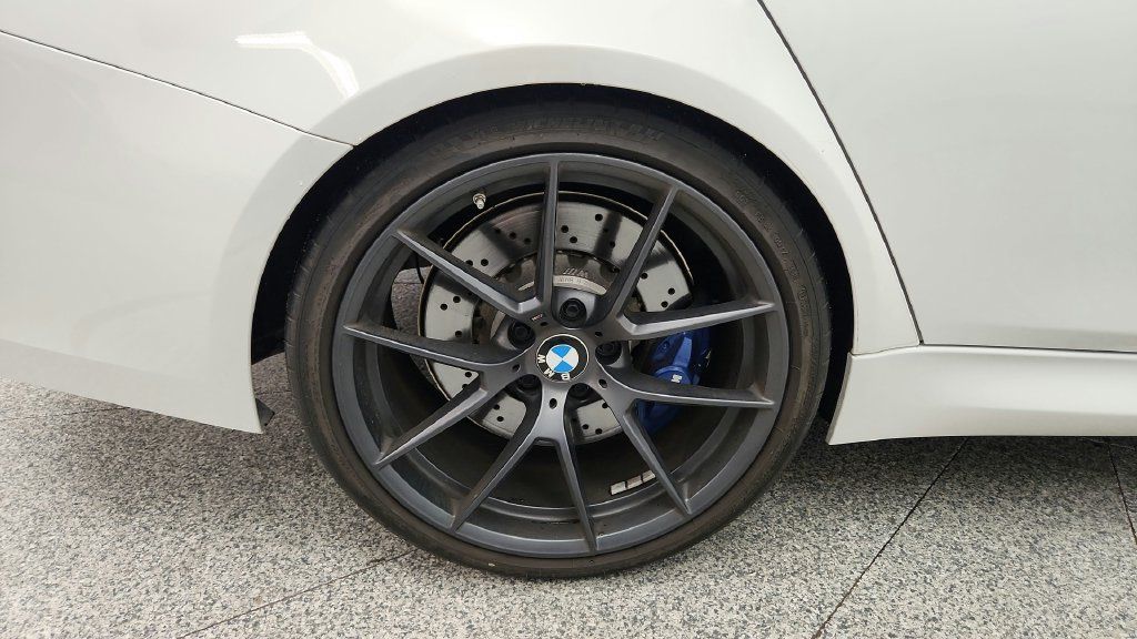 Used 2018 BMW M3 CS w/ Executive Package RWD image 30