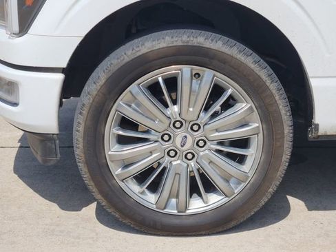 Used 2024 Ford F150 Platinum w/ Equipment Group 703A Plus AWD/4WD image 10