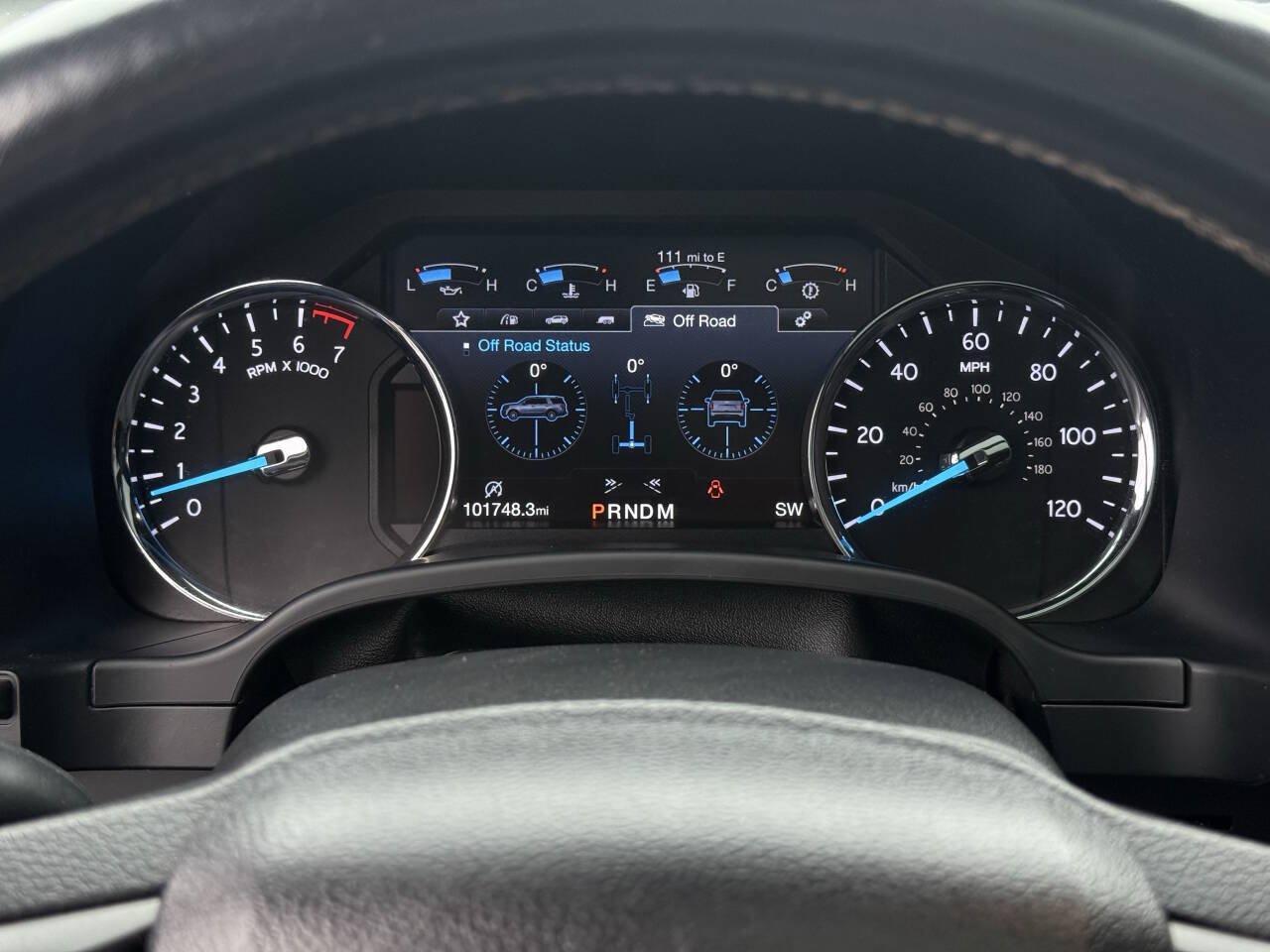 Used 2019 Ford Expedition Limited w/ Equipment Group 302A AWD/4WD image 17