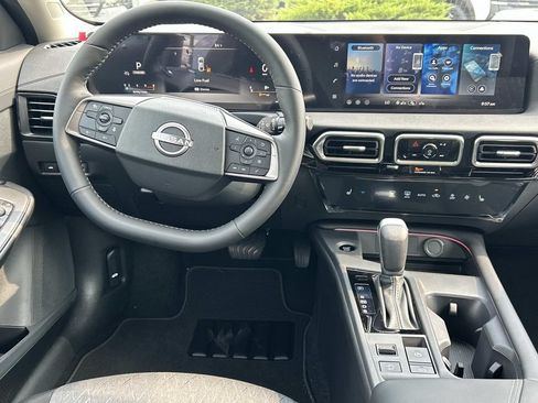 New 2026 Nissan Sentra SV w/ SV Convenience Package FWD image 21