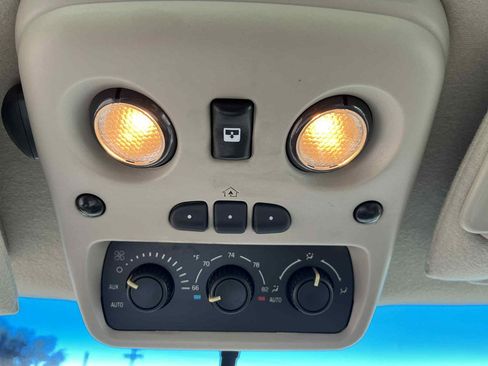 Used 2003 Cadillac Escalade AWD image 25