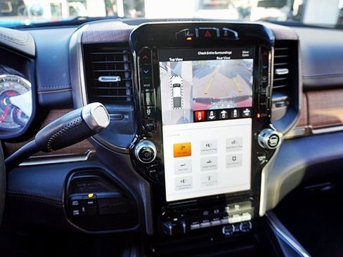 Used 2022 RAM 3500 Limited image 32