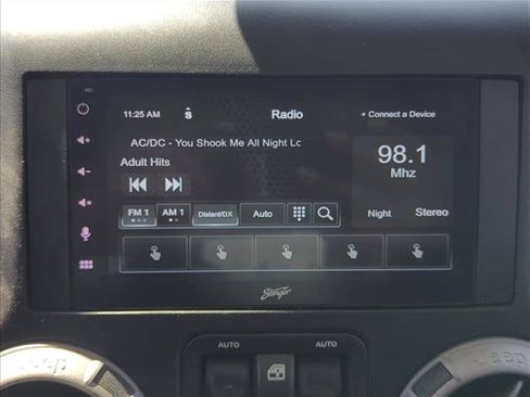 Used 2017 Jeep Wrangler Unlimited Sport AWD/4WD image 12