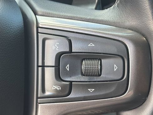 Used 2025 Chevrolet Silverado 1500 High Country AWD/4WD image 28