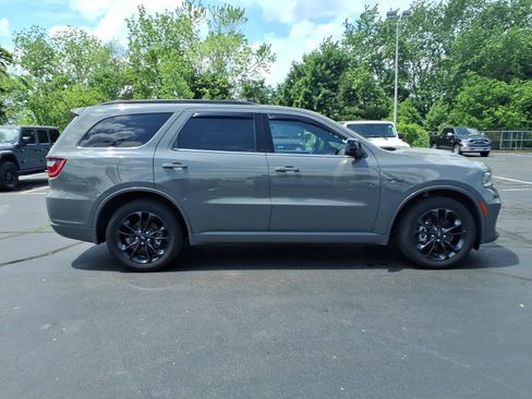 Certified 2023 Dodge Durango R/T w/ Hemi Orange Plus Package AWD/4WD image 9