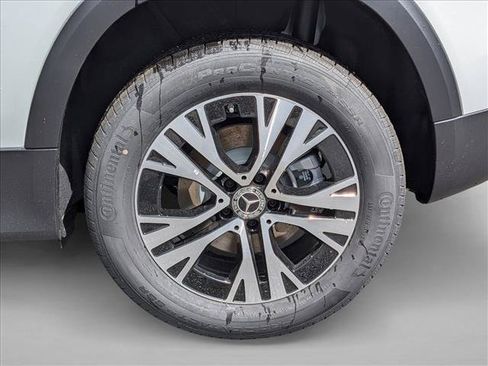 New 2026 Mercedes-Benz GLB 250 image 10