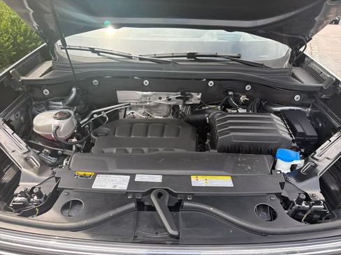 Certified 2025 Volkswagen Atlas SEL AWD/4WD image 29