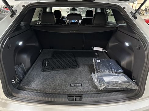 New 2026 Volkswagen Atlas Cross Sport SE AWD/4WD image 12