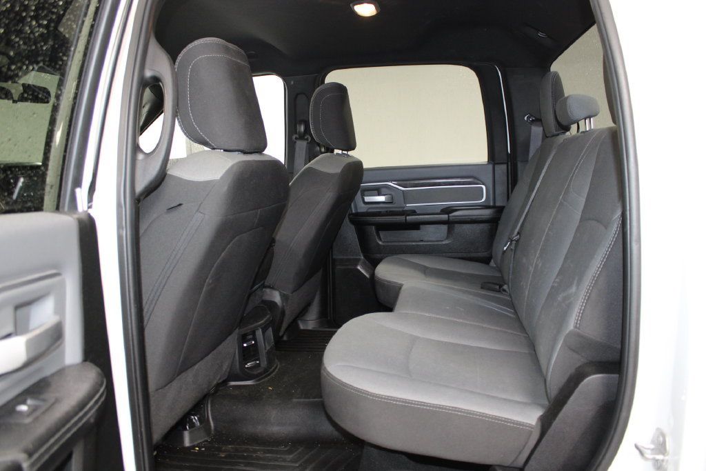 Used 2022 RAM 2500 Big Horn AWD/4WD image 21