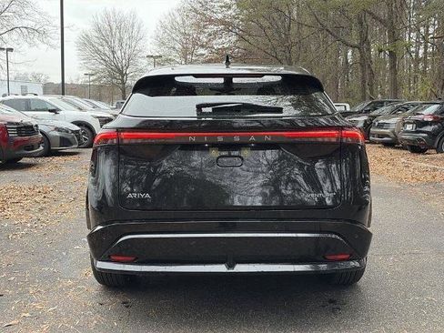 Certified 2023 Nissan Ariya FWD image 4