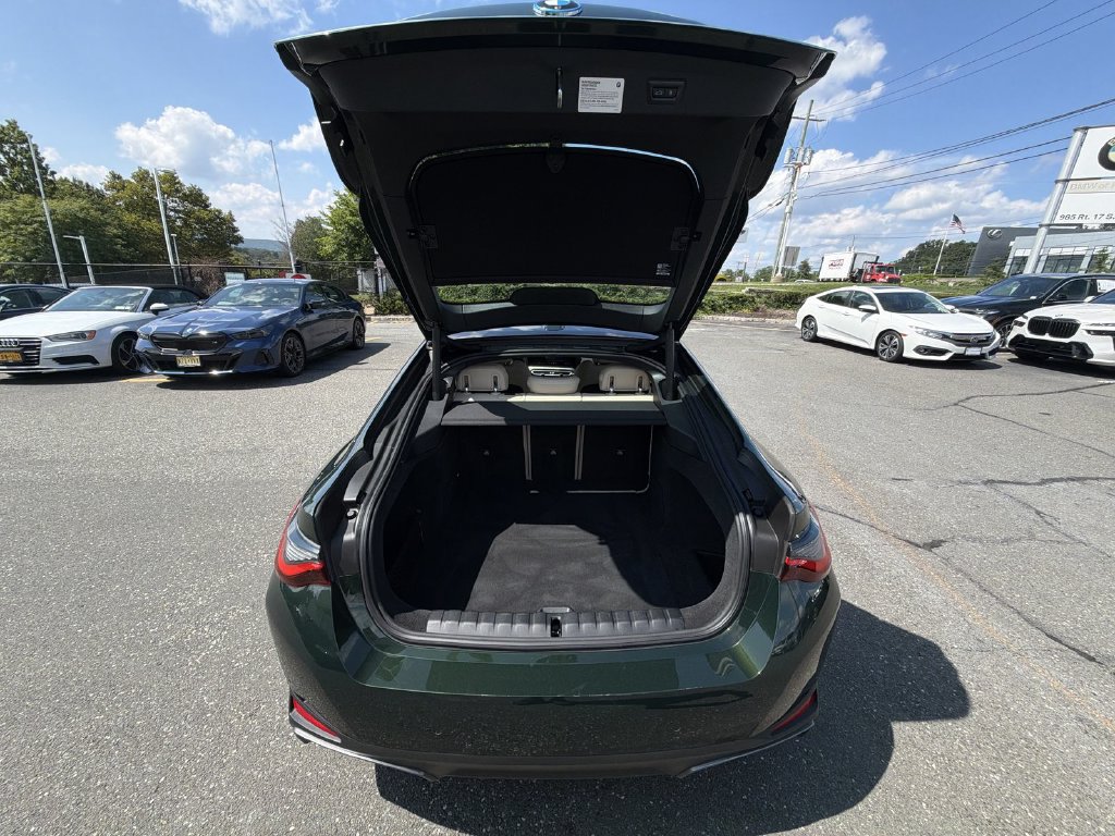 Used 2024 BMW i4 eDrive35 w/ Premium Package RWD image 27