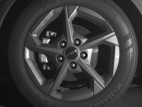 Used 2025 Kia K4 LXS image 12