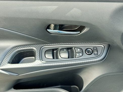 New 2025 Nissan Versa SV w/ Trunk Package image 21