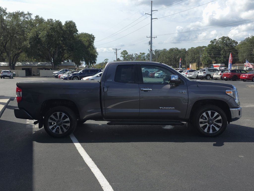 Used 2019 Toyota Tundra Limited w/ Limited Premium Package AWD/4WD image 4