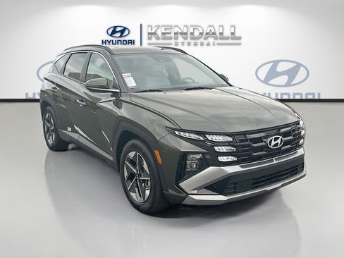 Used 2025 Hyundai Tucson SEL FWD image 1