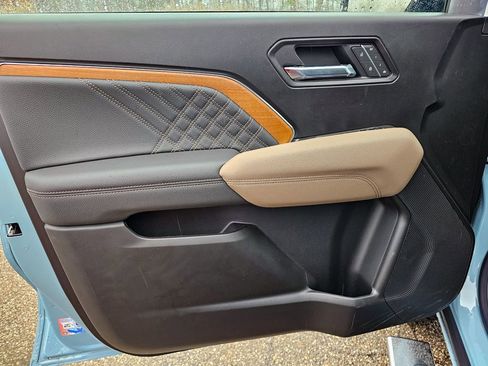 New 2026 GMC Canyon Denali image 10