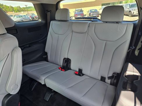 Used 2025 Hyundai Palisade SEL FWD image 10