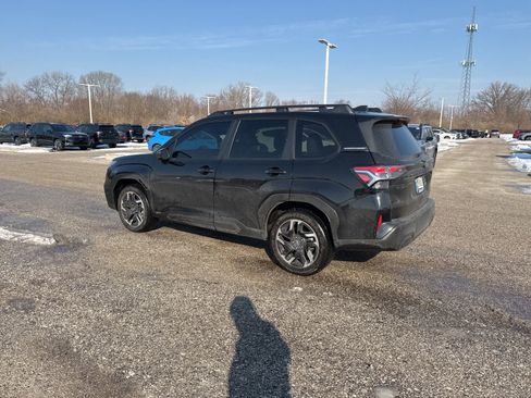 Used 2025 Subaru Forester Limited w/ Popular Package #2 image 17