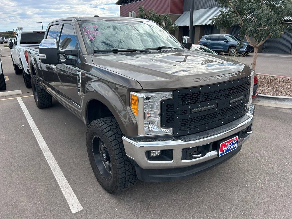 Used 2017 Ford F250 Lariat w/ Lariat Ultimate Package AWD/4WD image 3