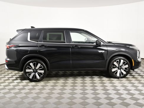 New 2026 Mitsubishi Outlander SE AWD/4WD image 5