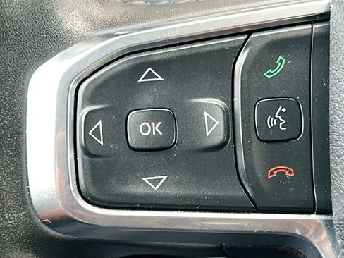 Used 2024 RAM 1500 Laramie AWD/4WD image 35