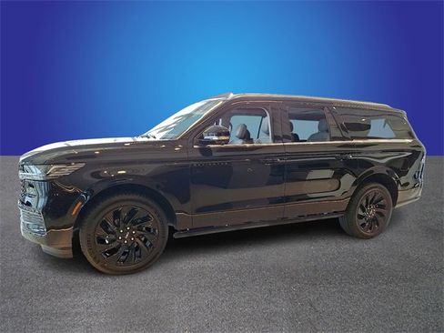 New 2026 Lincoln Navigator L Black Label image 3