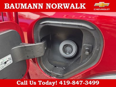 Used 2024 Chevrolet Colorado ZR2 w/ ZR2 Convenience Package III AWD/4WD image 38