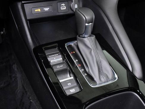 New 2025 Acura Integra image 19