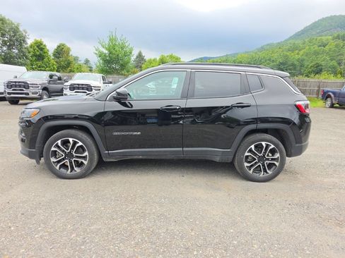 Used 2024 Jeep Compass Limited AWD/4WD image 8