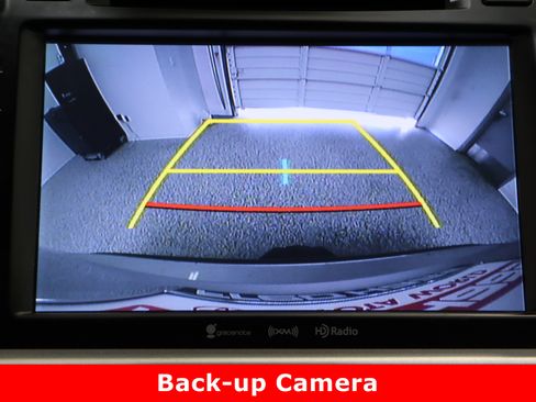 Used 2018 Toyota Highlander Limited image 23