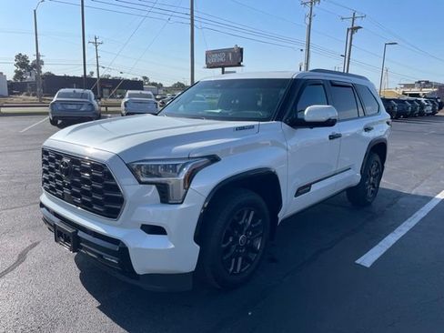 Used 2024 Toyota Sequoia Platinum AWD/4WD image 16