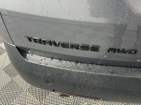 Used 2020 Chevrolet Traverse LT w/ LT Premium Package AWD/4WD image 20