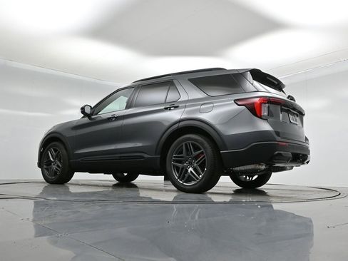 New 2026 Ford Explorer ST-Line w/ ST-Line Street Pack image 53