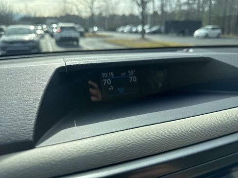 Used 2013 Toyota Sienna Limited image 4