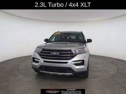 Used 2024 Ford Explorer XLT w/ Equipment Group 202A AWD/4WD image 32