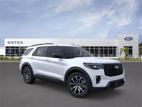 New 2026 Ford Explorer ST-Line w/ Premium Package image 7