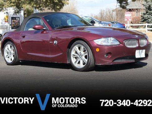 Used 2005 BMW Z4 3.0i image 1