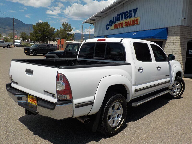 Used 2014 Toyota Tacoma PreRunner w/ TRD Off-Road Package RWD image 9