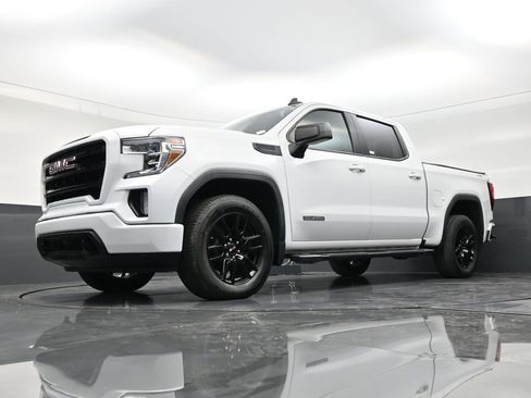 Used 2020 GMC Sierra 1500 Elevation w/ Elevation Value Package image 21