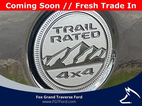 Used 2025 Jeep Wrangler Unlimited Sahara AWD/4WD image 2