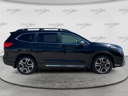 Certified 2023 Subaru Ascent Limited w/ Technology Package AWD/4WD image 8