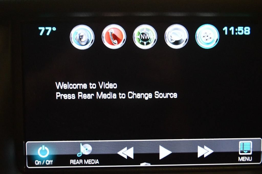 Used 2018 GMC Yukon Denali w/ Denali Ultimate Package AWD/4WD image 55
