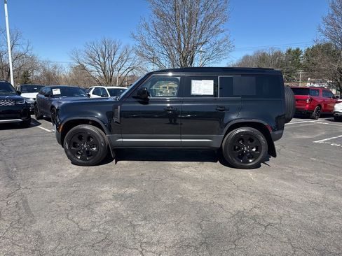 Used 2025 Land Rover Defender 110 S image 2