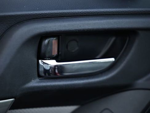 Used 2014 Subaru Forester 2.5i Touring image 17