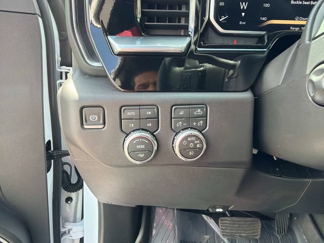 New 2026 GMC Sierra 1500 SLT w/ SLT Premium Plus Package AWD/4WD image 31