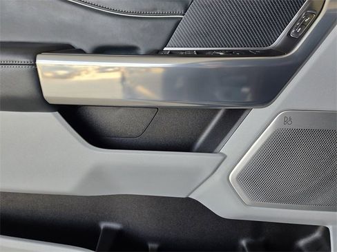 Used 2024 Ford F250 Limited image 22