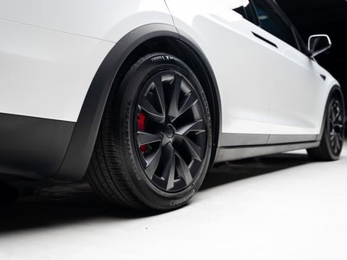 Used 2023 Tesla Model X Plaid image 73